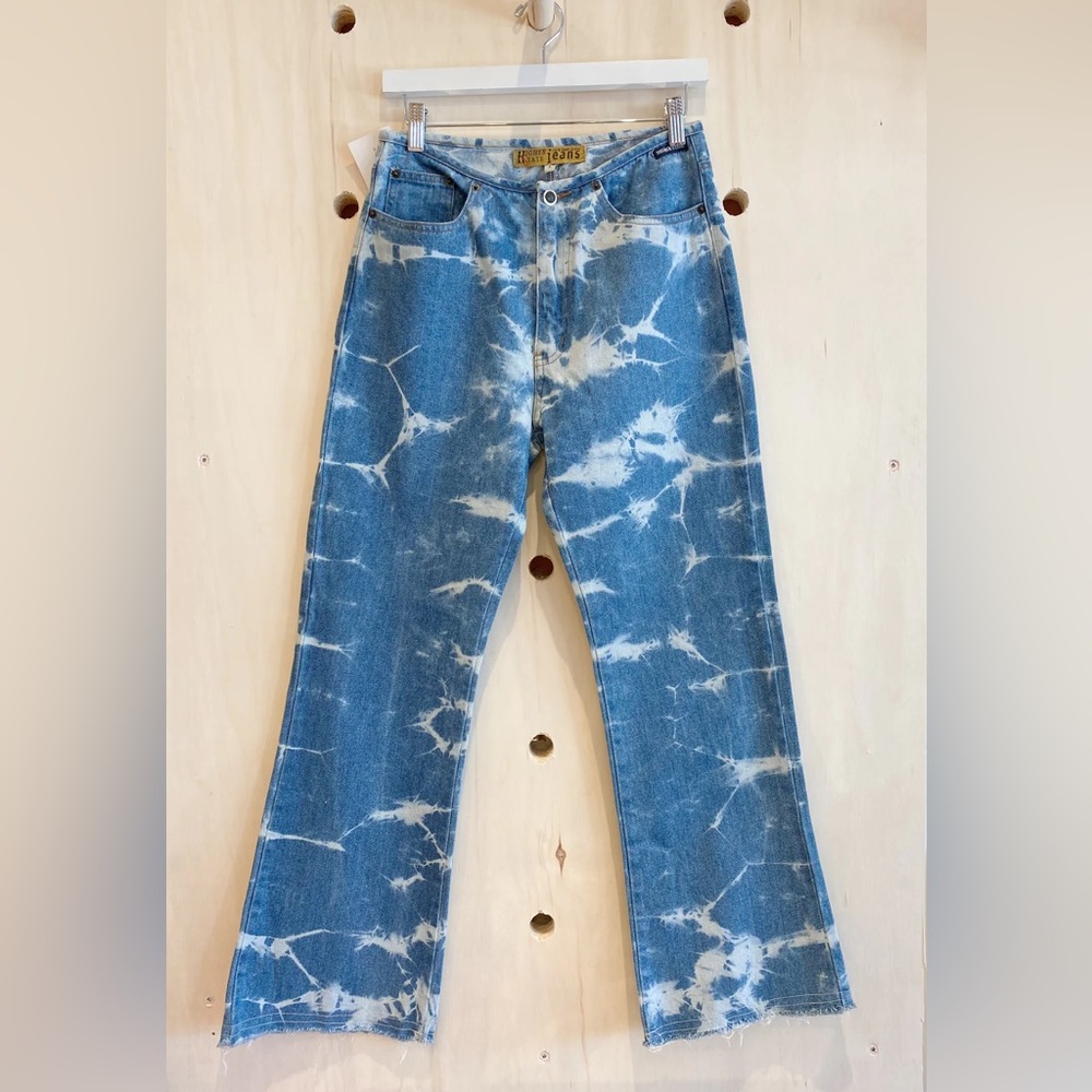 Retro Higher State High Waisted Tie Dye Flared Jeans with Frayed Hem